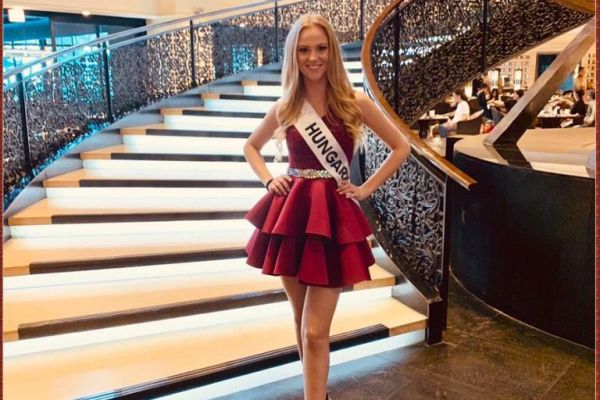 muszkagreta-missintercontinentalhungary15588204ce-498c-3459-4b8b-5b2bfff667dc76BB16F5-32BF-C169-03A9-B6A1A8D8C33E.jpg