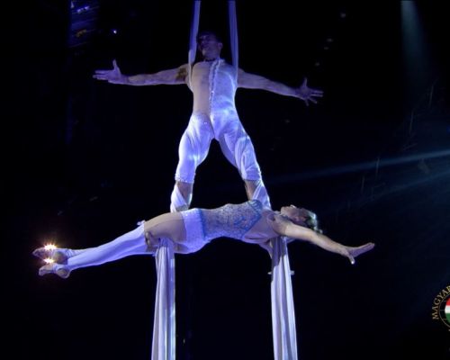 magyarok-vilagszepe-szepsegverseny-finale-szeg-01-20190901-fem3-00-05-37-21-still004D86E40F1-7040-2302-DDD5-19CC6C2DB844.jpg