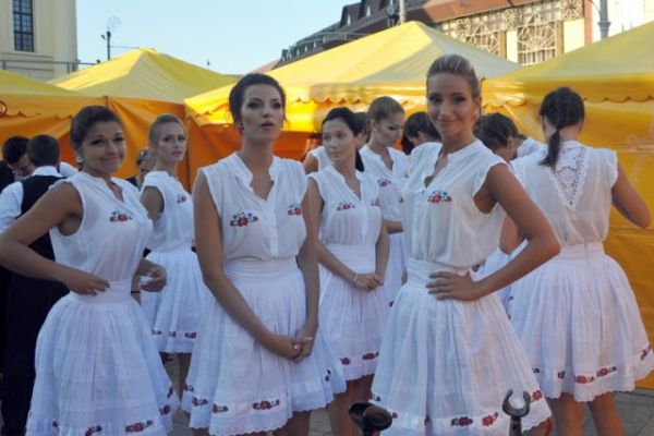 phoca-thumb-l-magyarok-vilagszepe-finale31EC7730B8-6E77-2550-90D8-3723A7CFED27.jpg