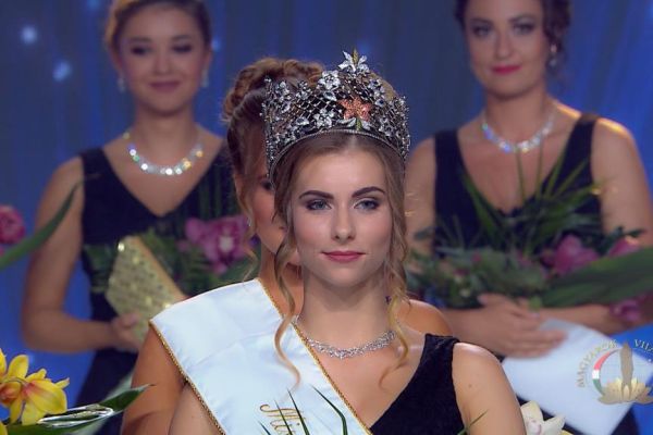 magyarok-vilagszepe-finale-dijatado-120AA41E32-9190-3176-40EA-FD74FB08FE16.jpg