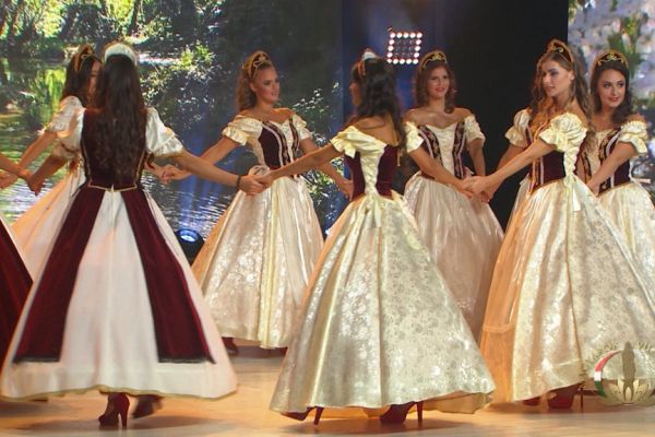 magyarok-vilagszepe-finale-nyito-51571A253-F7E9-07F6-76F6-DC312D5BF9AA.jpg